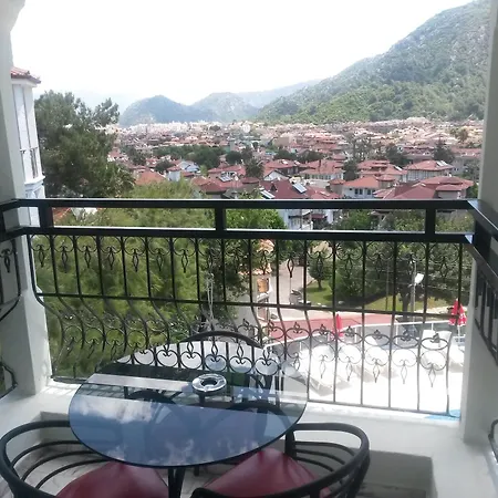 Aparthotel Club Aquarium 3*
